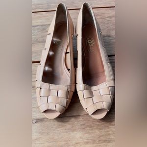 Bass Woven Leather Peep Toe Shoes Size 7